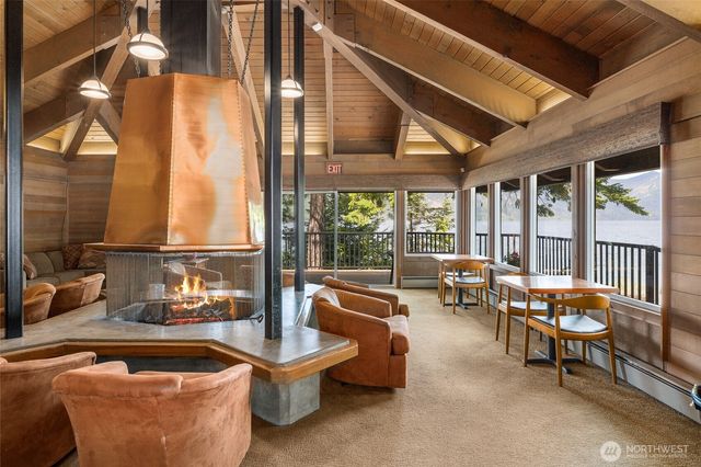 221 W Lakedale Drive, Ronald, WA 98940