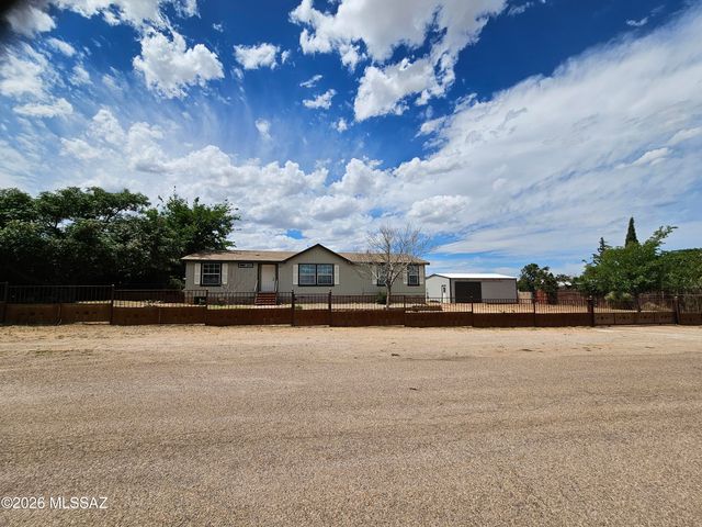 520 N Crooked Lane, Benson, AZ 85602
