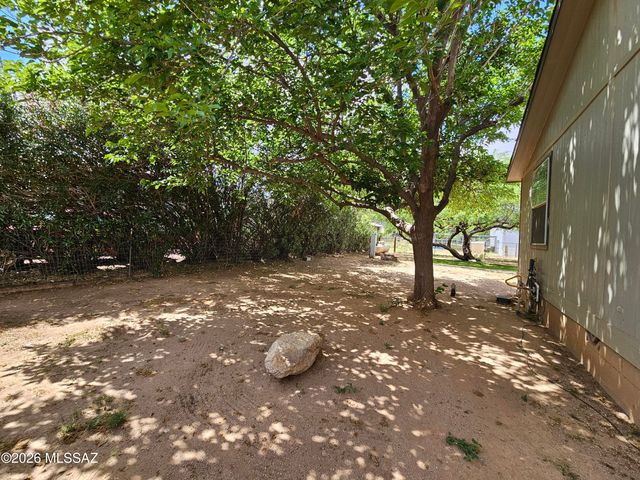 520 N Crooked Lane, Benson, AZ 85602
