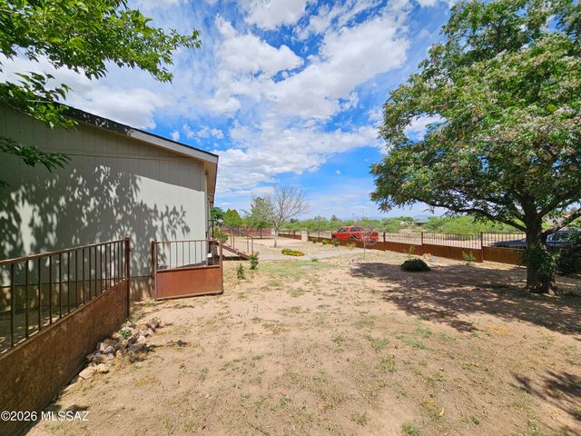 520 N Crooked Lane, Benson, AZ 85602