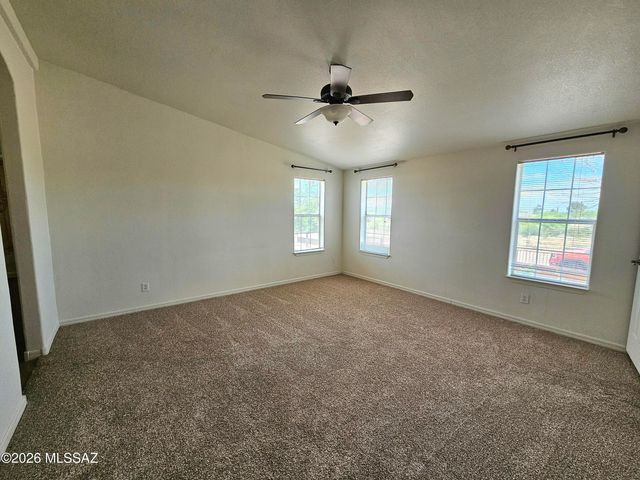 520 N Crooked Lane, Benson, AZ 85602