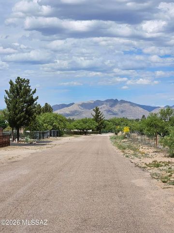 520 N Crooked Lane, Benson, AZ 85602