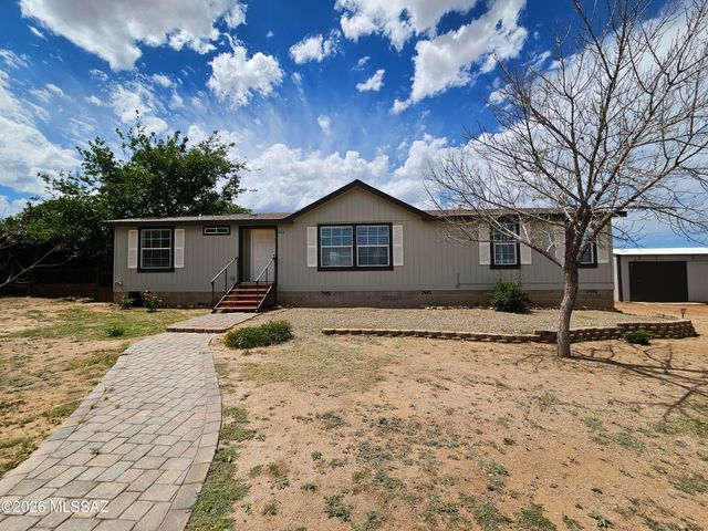 520 N Crooked Lane, Benson, AZ 85602