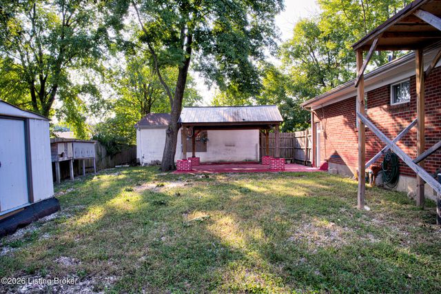3900 Bonaventure Blvd, Louisville, KY 40219