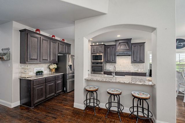 112 Walnut Drive, Van Alstyne, TX 75495