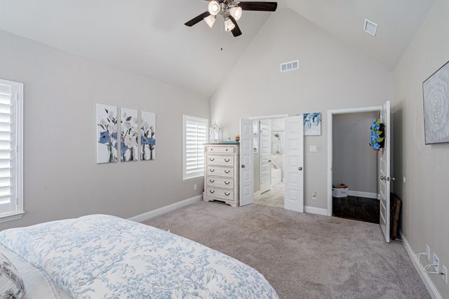 112 Walnut Drive, Van Alstyne, TX 75495