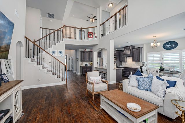 112 Walnut Drive, Van Alstyne, TX 75495