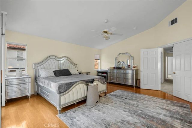 28811 Park Woodland Place, Saugus, CA 91390