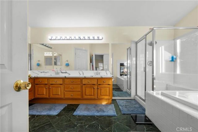 28811 Park Woodland Place, Saugus, CA 91390