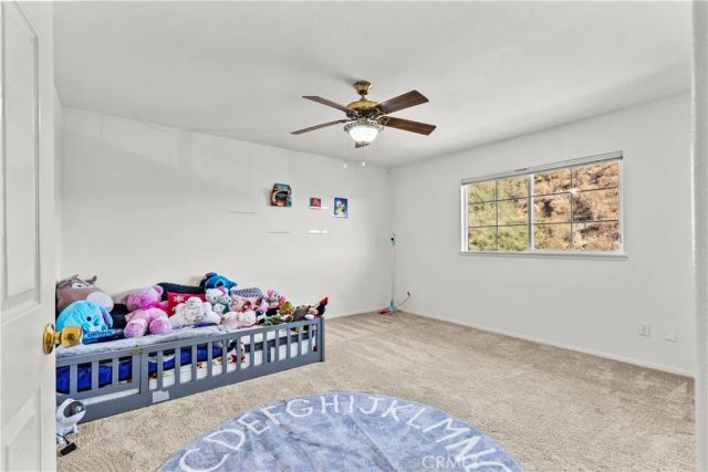 28811 Park Woodland Place, Saugus, CA 91390