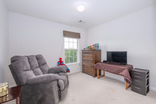 1713 Kendall Cove Ln, Mount Juliet, TN 37122