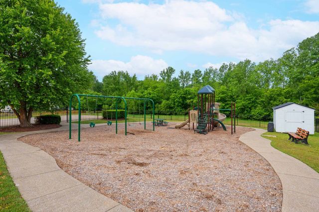 1713 Kendall Cove Ln, Mount Juliet, TN 37122
