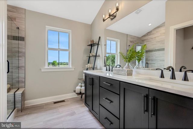 0037 BALDWIN WAY, Silverdale, PA 18962