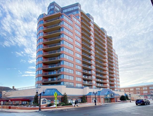 25 Forest Street APT 3L, Stamford, CT 06901