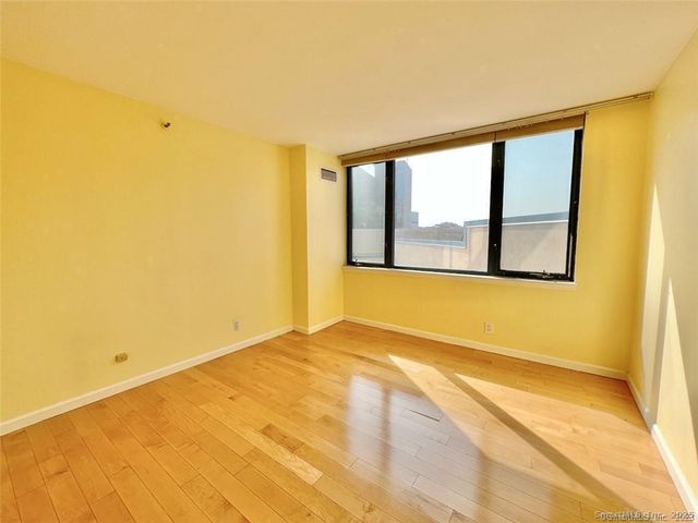 25 Forest Street APT 3L, Stamford, CT 06901