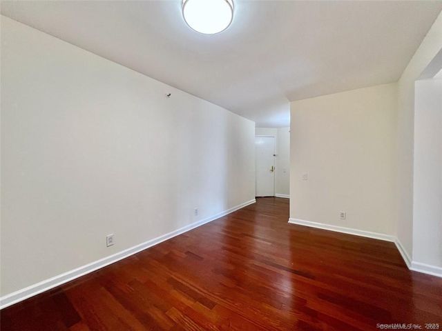 25 Forest Street APT 3L, Stamford, CT 06901