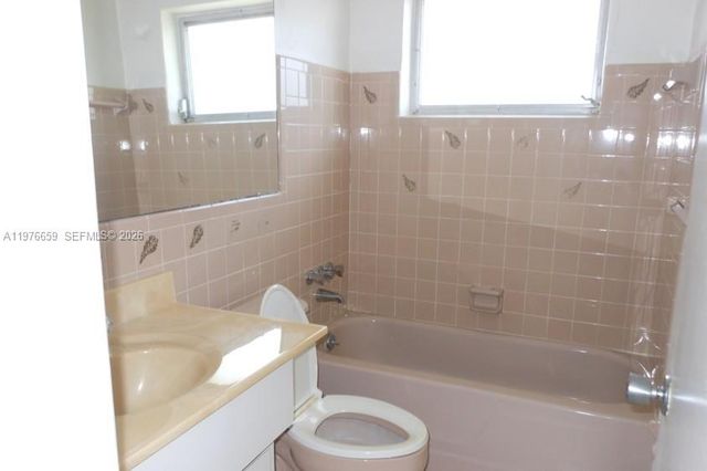 4955 NW 55th Street, Tamarac, FL 33319