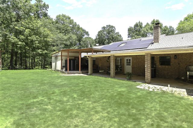 526 Pebble Creek, Livingston, TX 77351