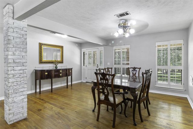 526 Pebble Creek, Livingston, TX 77351