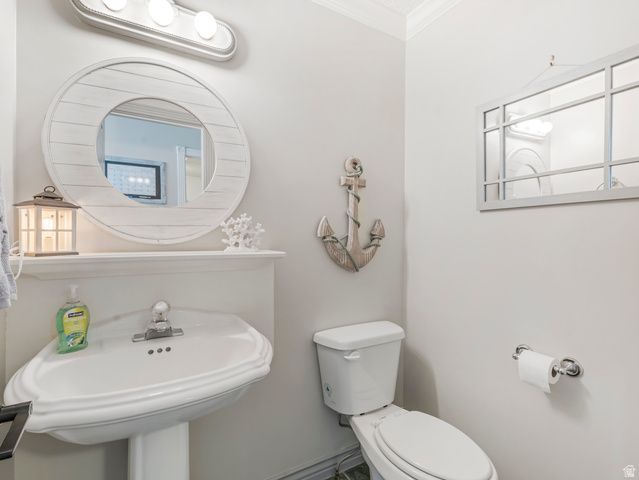 1137 W 2500 S, Syracuse, UT 84075