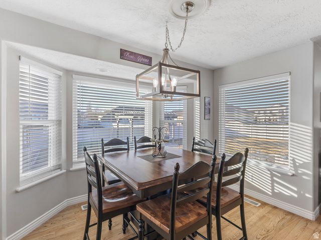 1137 W 2500 S, Syracuse, UT 84075