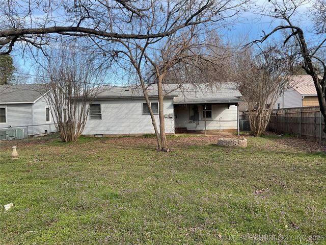 220 E 45th Place S, Tulsa, OK 74105