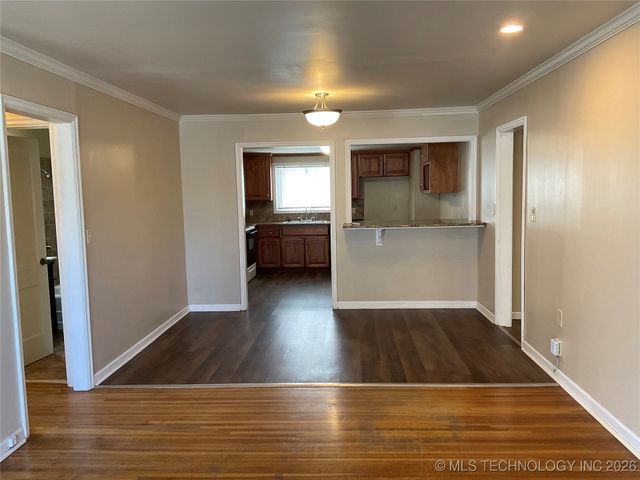 220 E 45th Place S, Tulsa, OK 74105