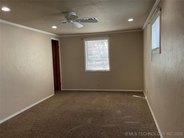 220 E 45th Place S, Tulsa, OK 74105