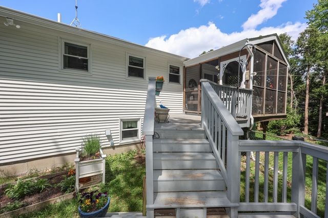 401 N Gate Road, Manchester, NH 03104