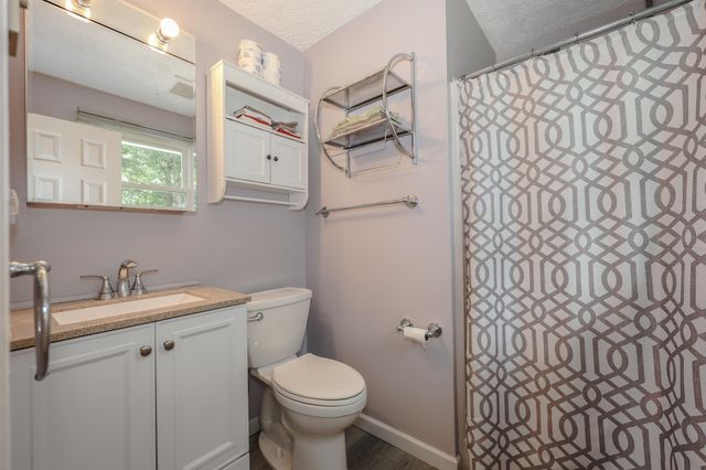 401 N Gate Road, Manchester, NH 03104
