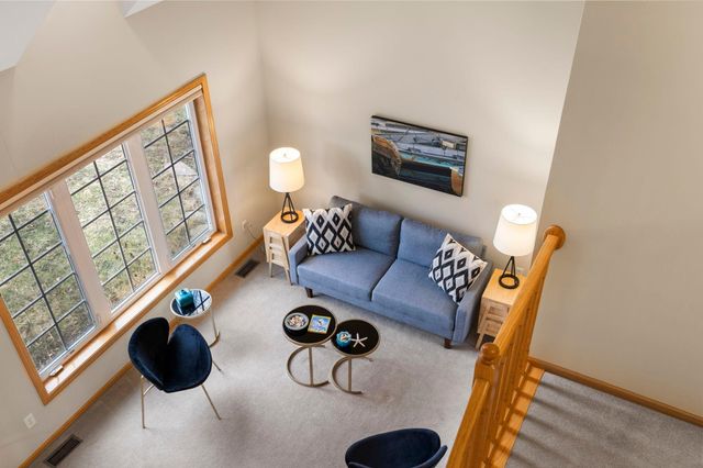 1080 82nd Street E, Inver Grove Heights, MN 55077