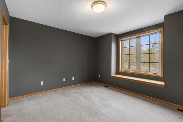 1080 82nd Street E, Inver Grove Heights, MN 55077