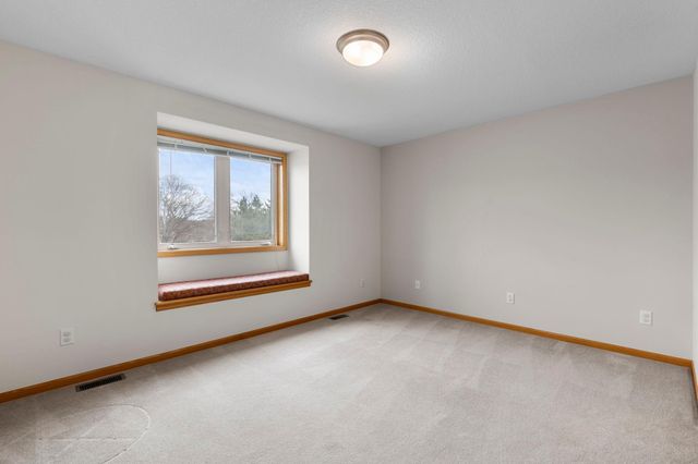 1080 82nd Street E, Inver Grove Heights, MN 55077