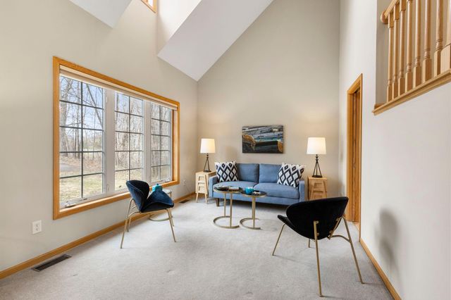 1080 82nd Street E, Inver Grove Heights, MN 55077