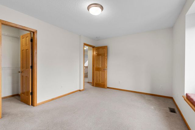 1080 82nd Street E, Inver Grove Heights, MN 55077