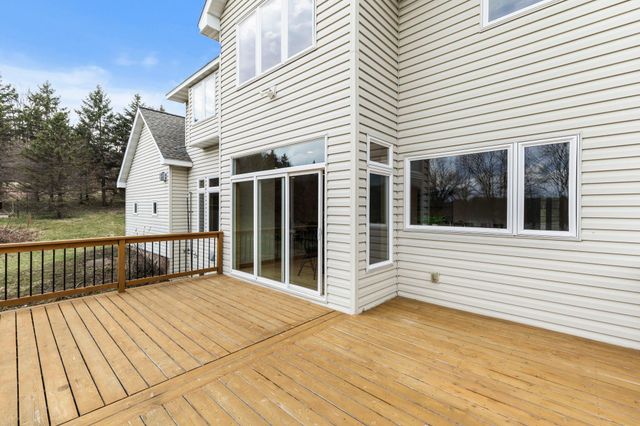 1080 82nd Street E, Inver Grove Heights, MN 55077