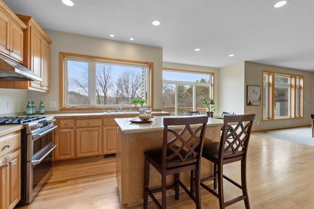 1080 82nd Street E, Inver Grove Heights, MN 55077