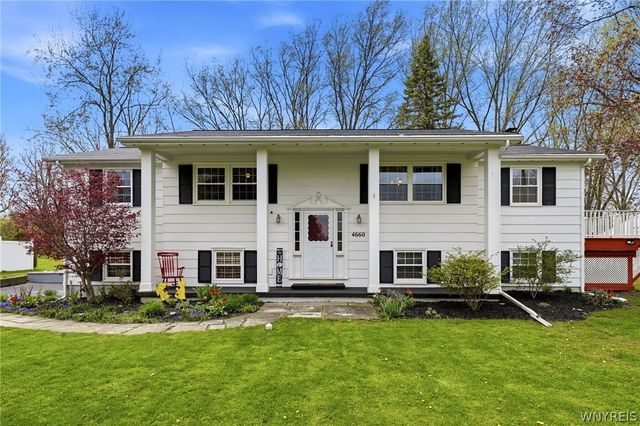4660 Apple Drive, Lewiston, NY 14092