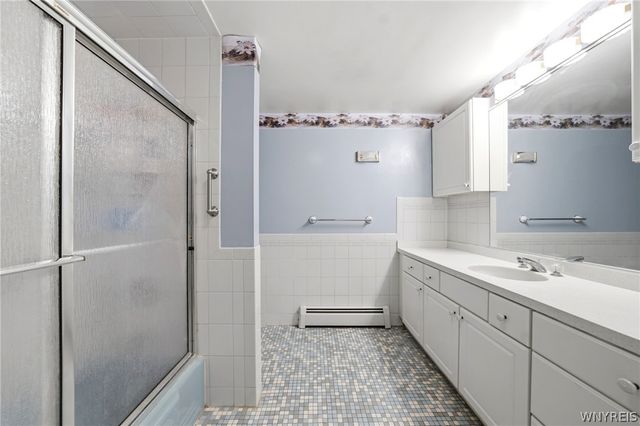 4660 Apple Drive, Lewiston, NY 14092