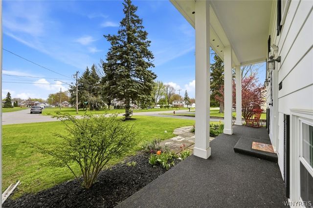 4660 Apple Drive, Lewiston, NY 14092