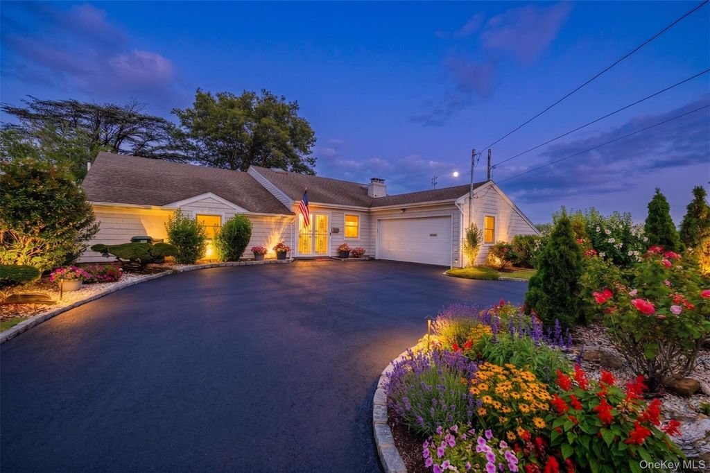 163 Mott Street, Oceanside, NY 11572 — exterior