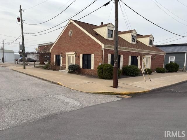 203 NE 1st. Street, Loogootee, IN 47553