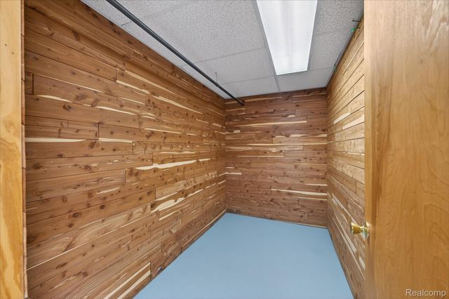 37959 Streamview Drive, Sterling Heights, MI 48312