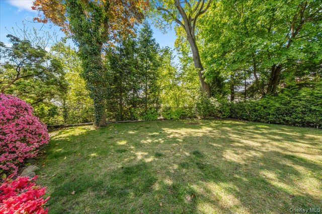 65 Wildwood Road, New Rochelle, NY 10804