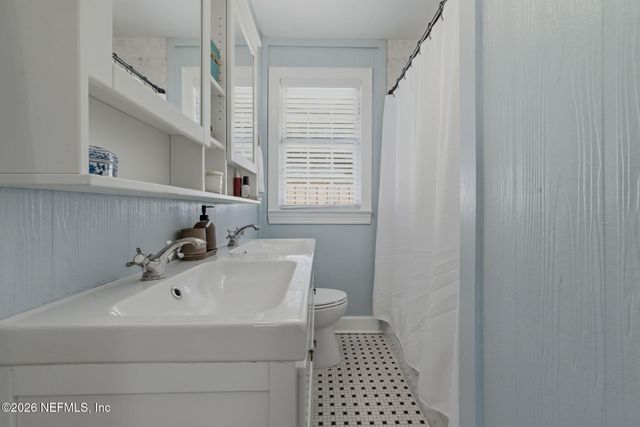 1042 LARK Street, Jacksonville, FL 32205