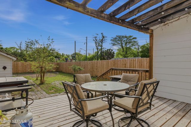 1042 LARK Street, Jacksonville, FL 32205