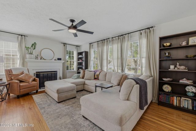 1042 LARK Street, Jacksonville, FL 32205