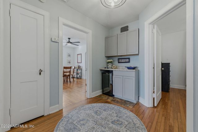 1042 LARK Street, Jacksonville, FL 32205