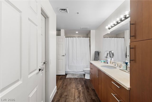 200 West Sahara Avenue 2506, Las Vegas, NV 89102