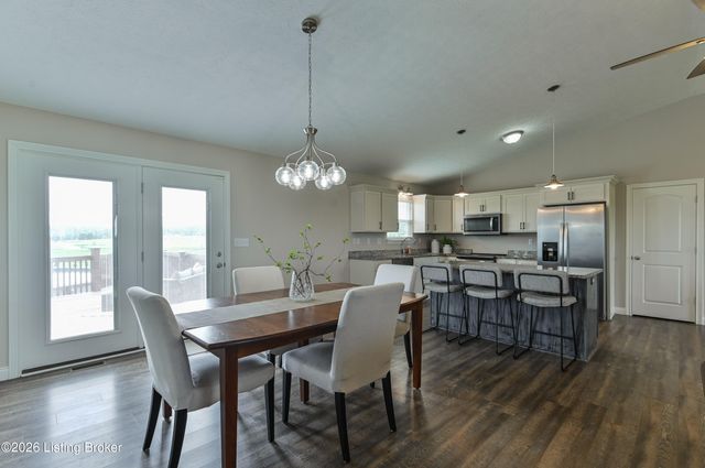 12533 Rineyville Rd, Vine Grove, KY 40175